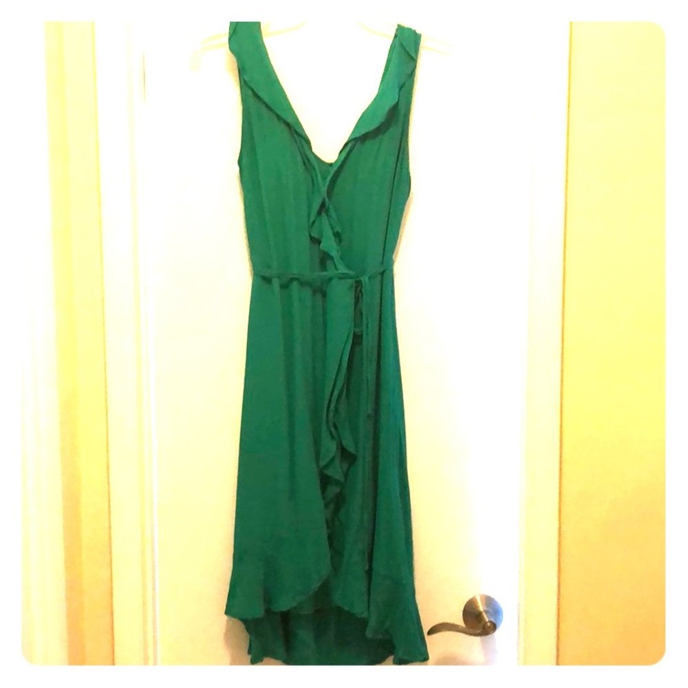 LuLu’s Sleeveless wrap dress, worn once!